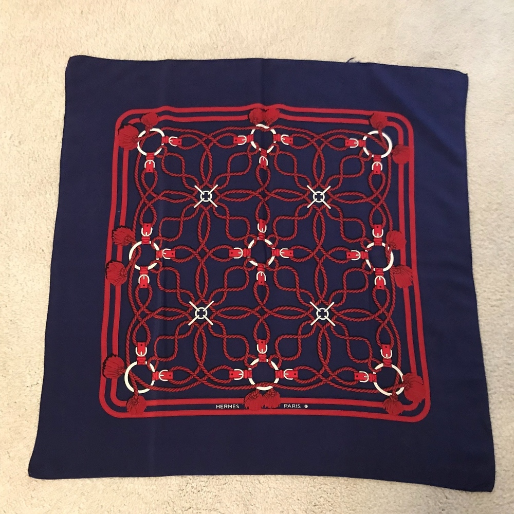 Authentic Hermes scarf 30 inches square